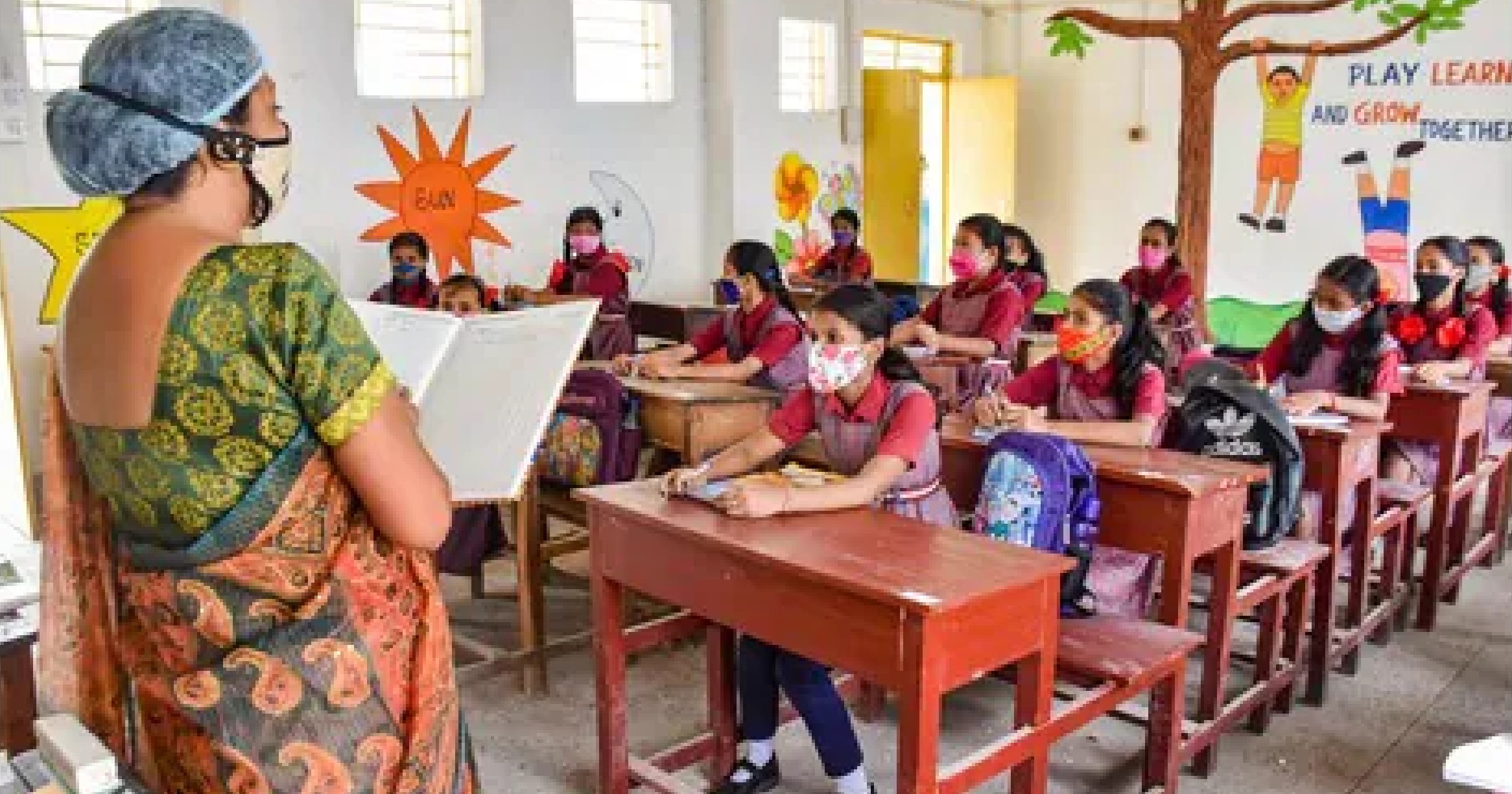 Clearing TET is mandatory for teachers : HC tells TN