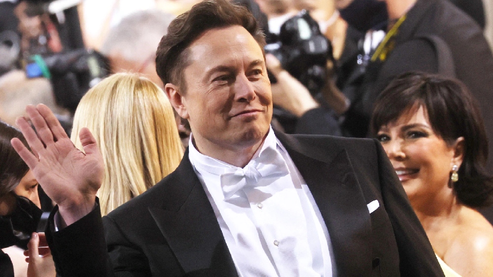 Elon Musk says Twitter will form content moderation council