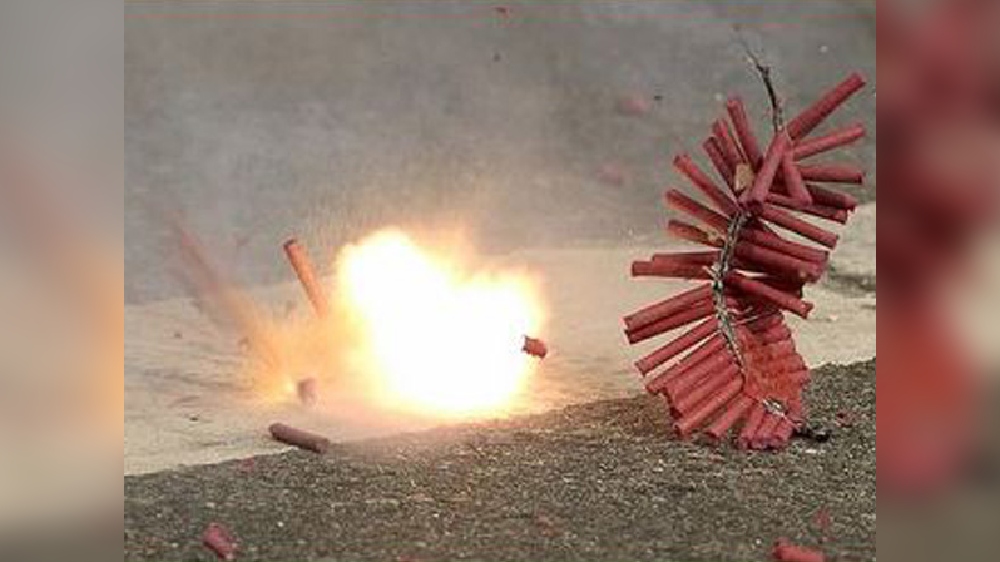 HC refuses to entertain plea challenging ban on crackers in Delhi