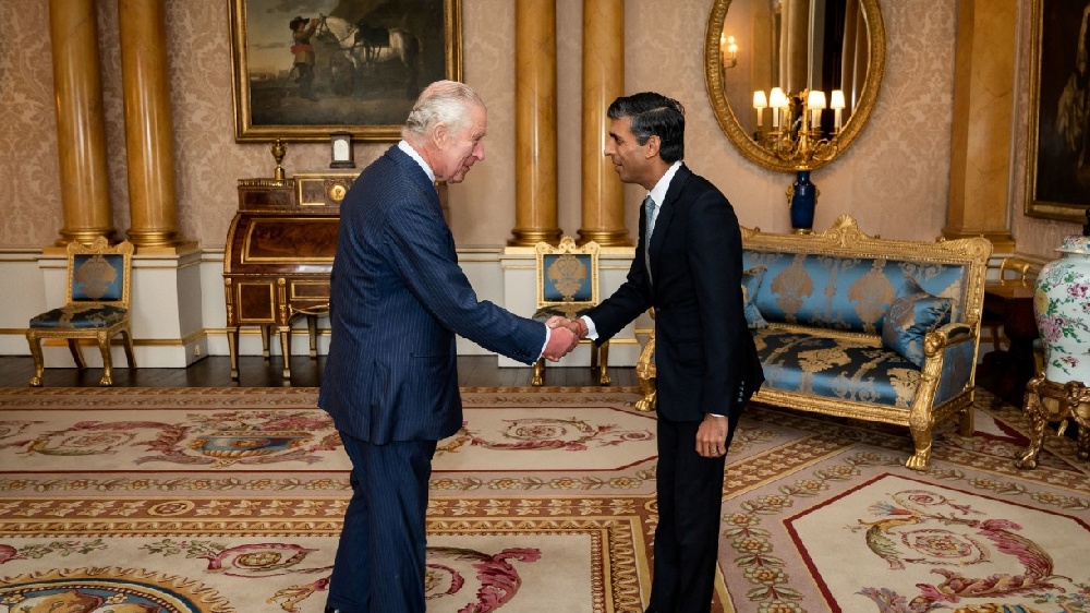 Rishi Sunak officially becomes UK PM after meeting King