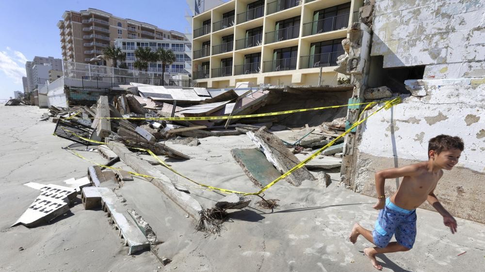 In Ian’s wake, Florida residents endure slow wait for power
