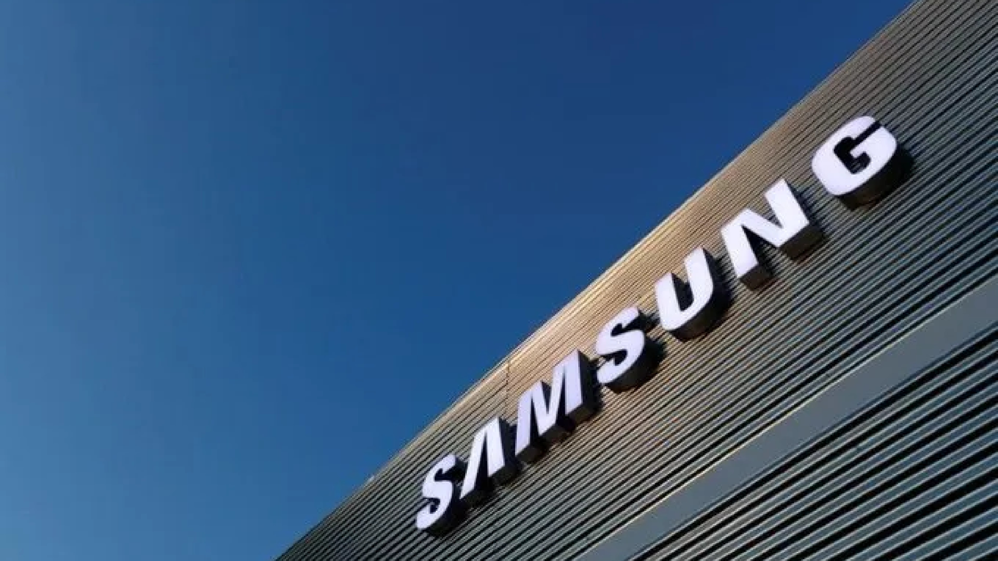 No plan to cut chip production despite slowing demand: Samsung