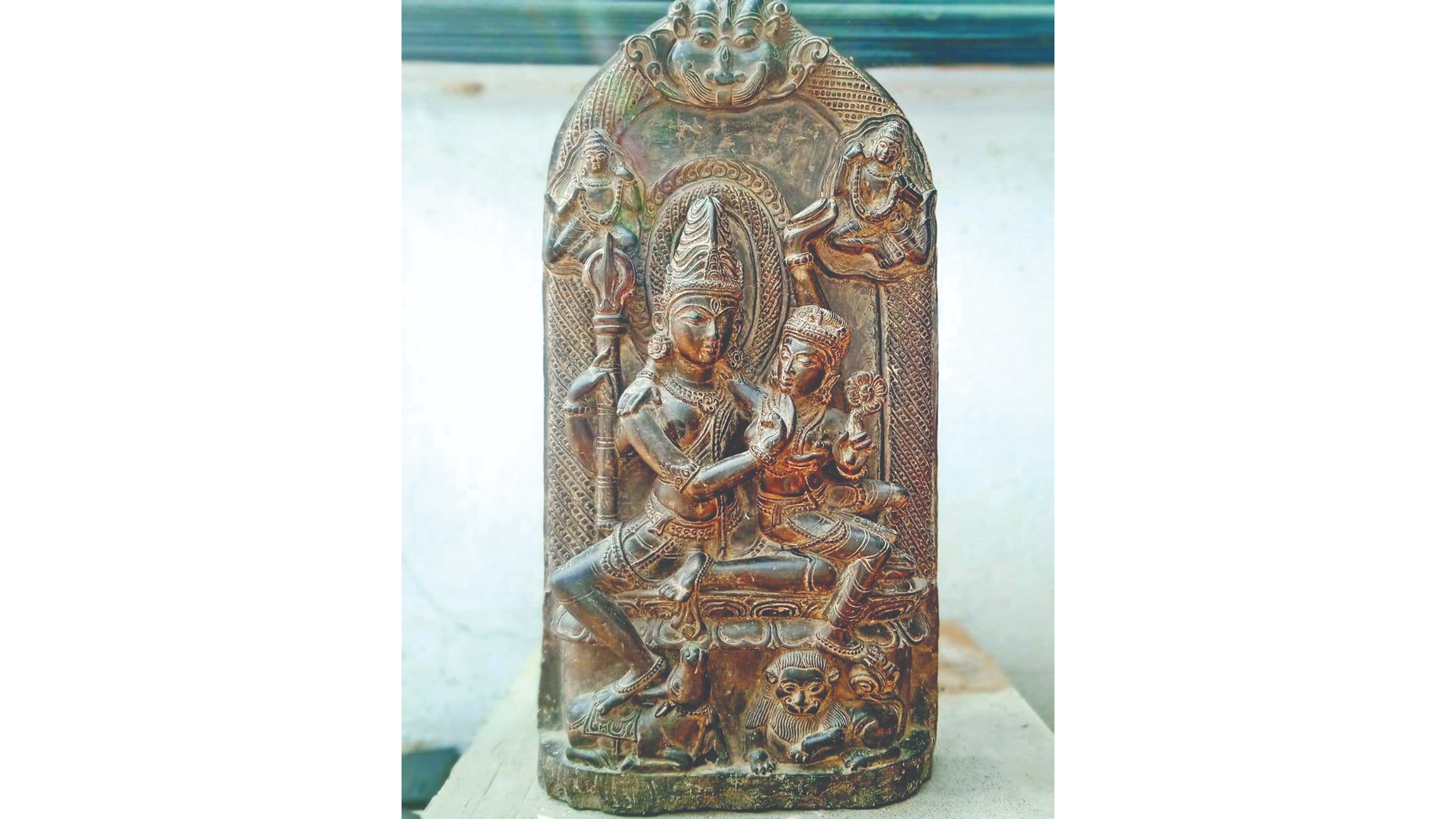 Spl team seizes 3 high-value idols from shop in Madurai