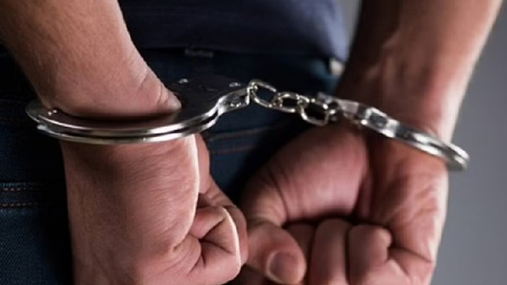 Delhi: Man hacks transgenders partner to death, arrested