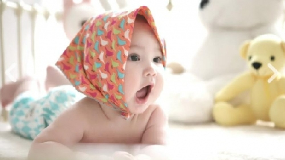 Play Time, napping or skincare