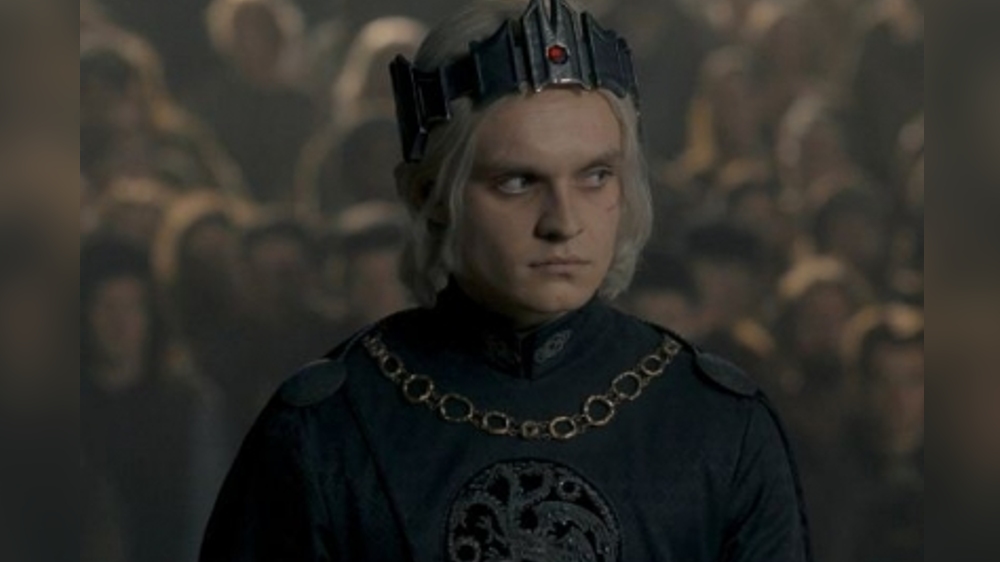 HOTD showrunner describes Aegon as an unlikely and unwilling king
