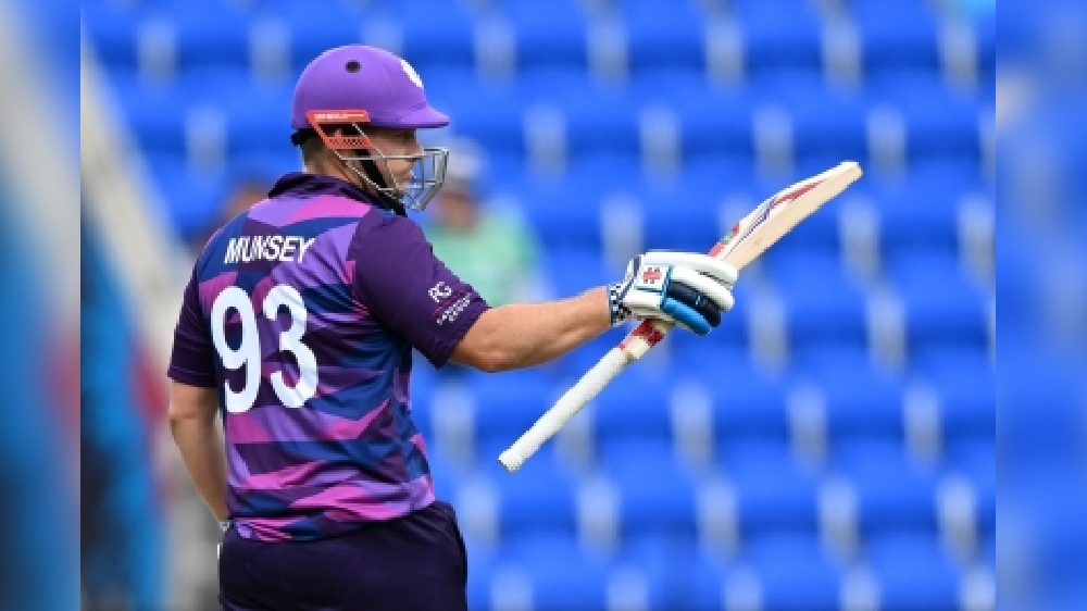 George Munsey takes Scotland to 160/5 against West Indies