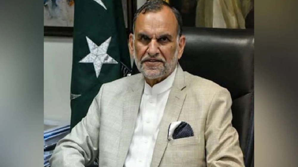 Senator Azam Swati receives bail in anti-establishment tweet case