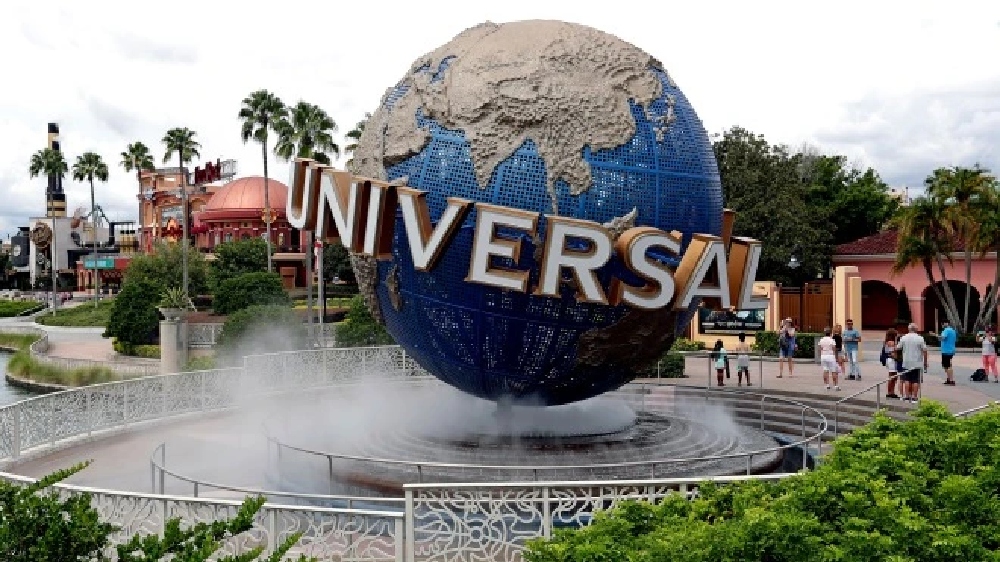 Universal Resort shuts in Beijing due to Covid measures