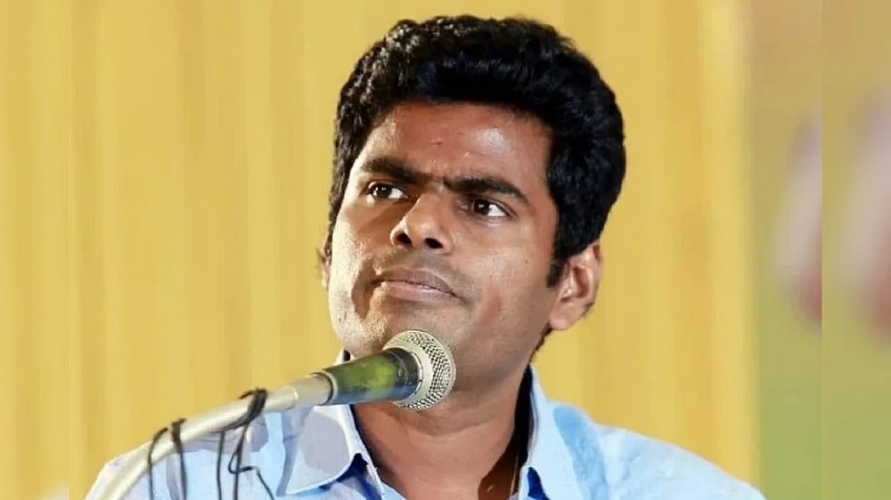 Annamalai jumps to defence of former CM Annamalai jumps to defence of former CM