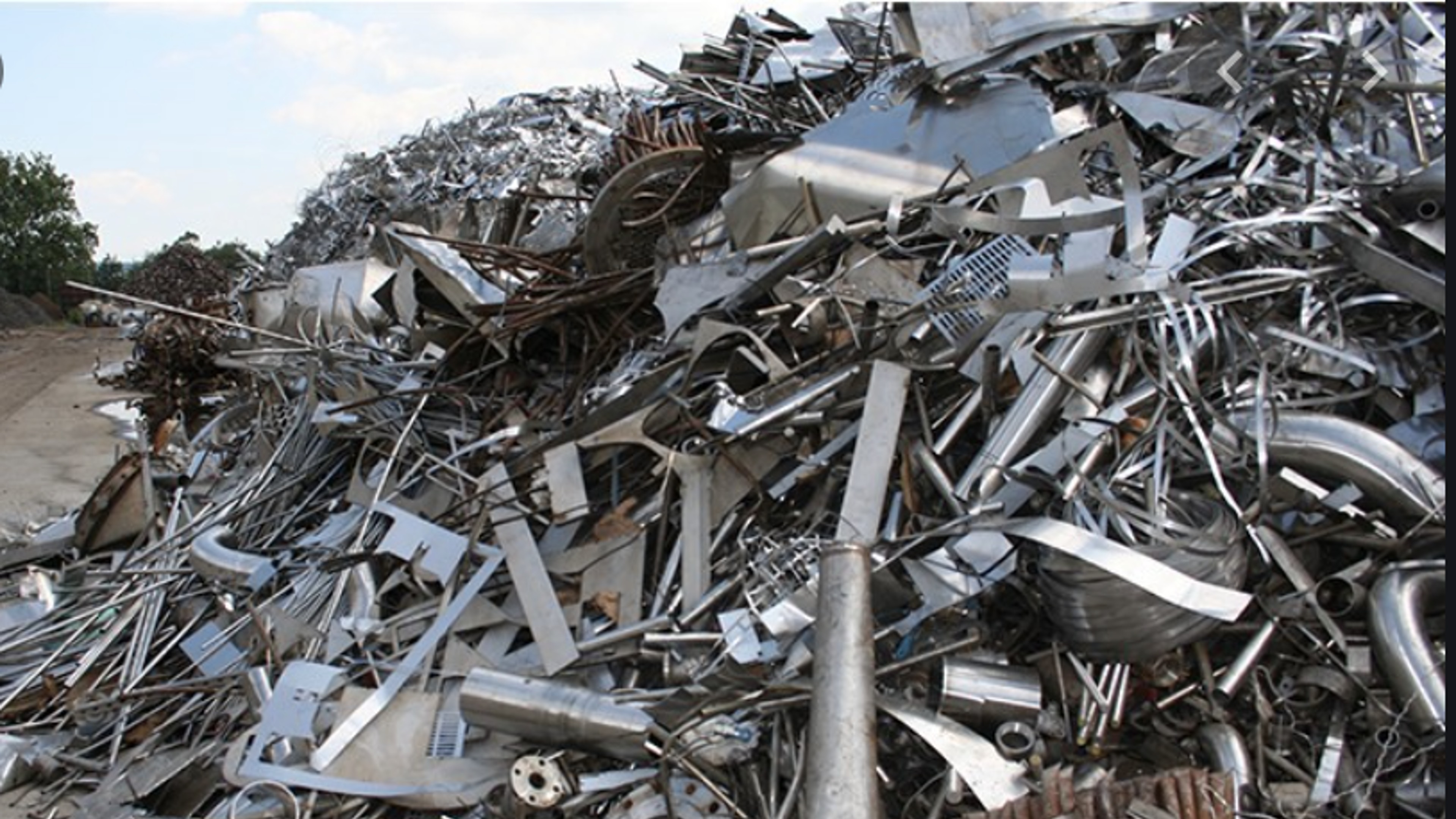 Scrap sale fetches Rs 2,582 cr for Railways