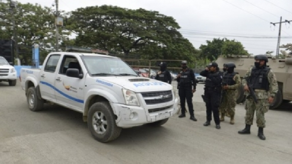 13 inmates killed in Ecuador prison riot