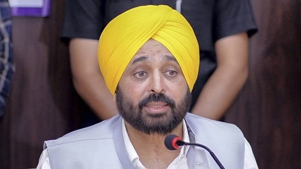 People of Gujarat will end 27-year of corrupt regime: Punjab CM