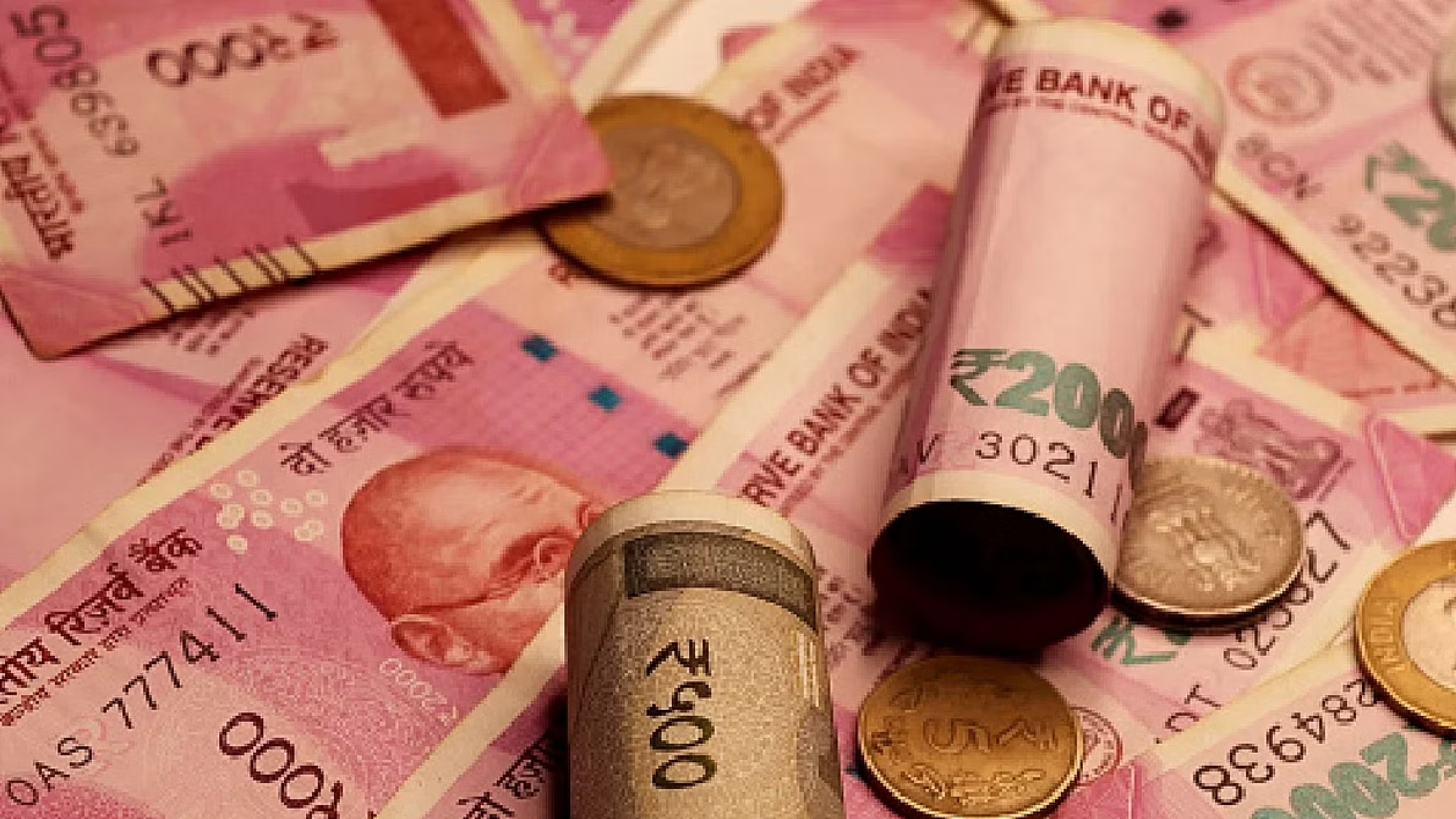 Rupee falls 18 paise to close at 81.85 against US dollar