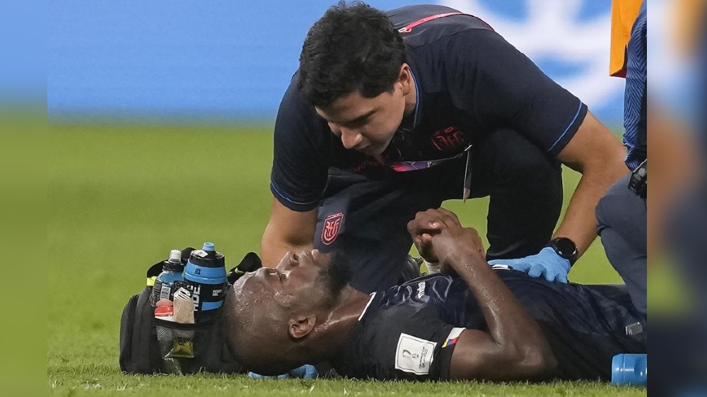 Ecuador frets over Valencia ahead of Senegal at World Cup