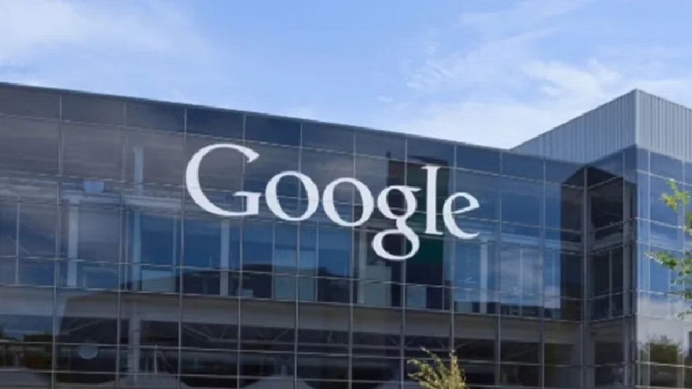 Google introduces conversation summaries in Spaces Chats