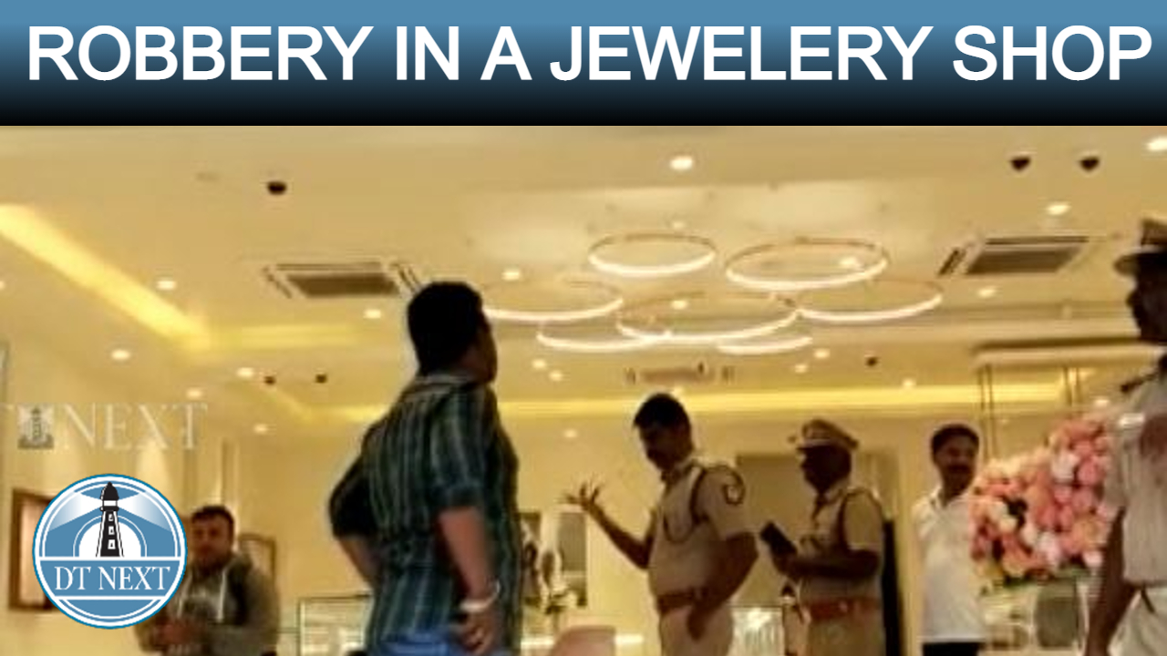 Robbery in a jewelery shop in Chennai