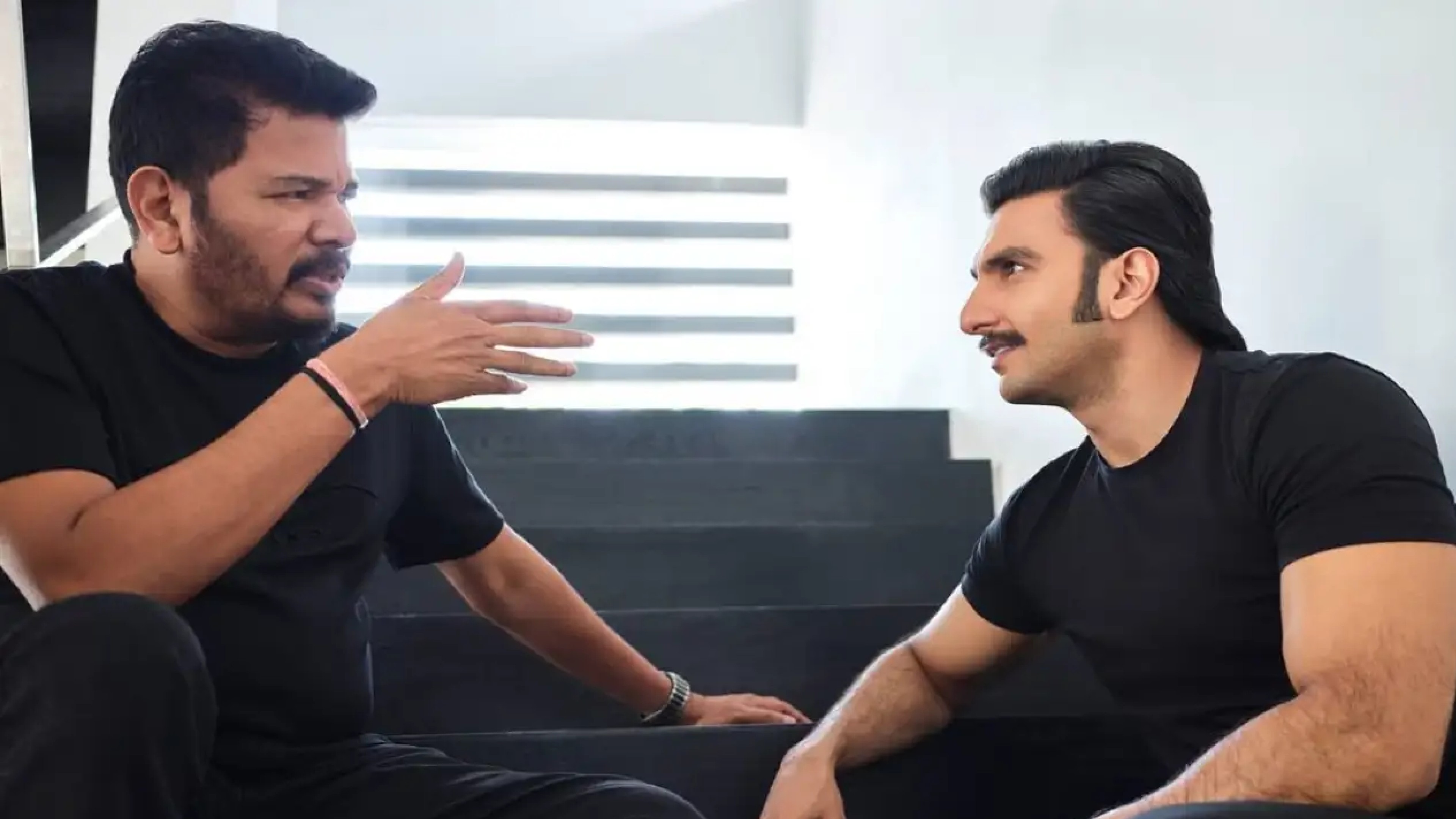 Ranveer Singh to be part of Shankar’s Velpari adaptation? Ranveer Singh to be part of Shankar’s Velpari adaptation?