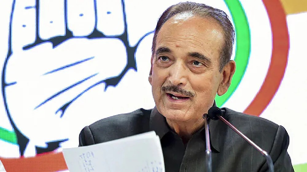 2 months after quitting, Ghulam Nabi Azad now praises Congress