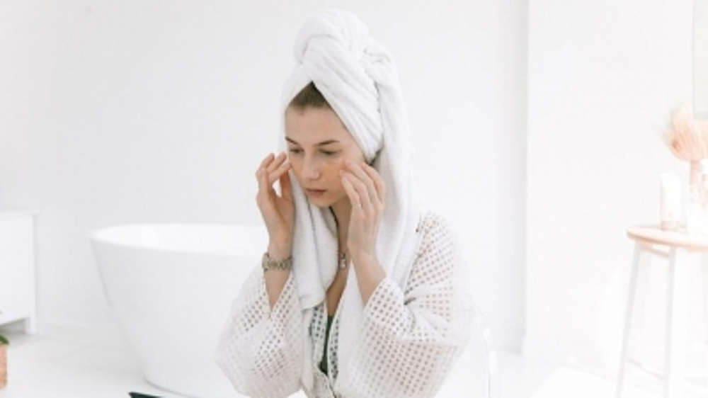 A guide to protect your skin from pollution