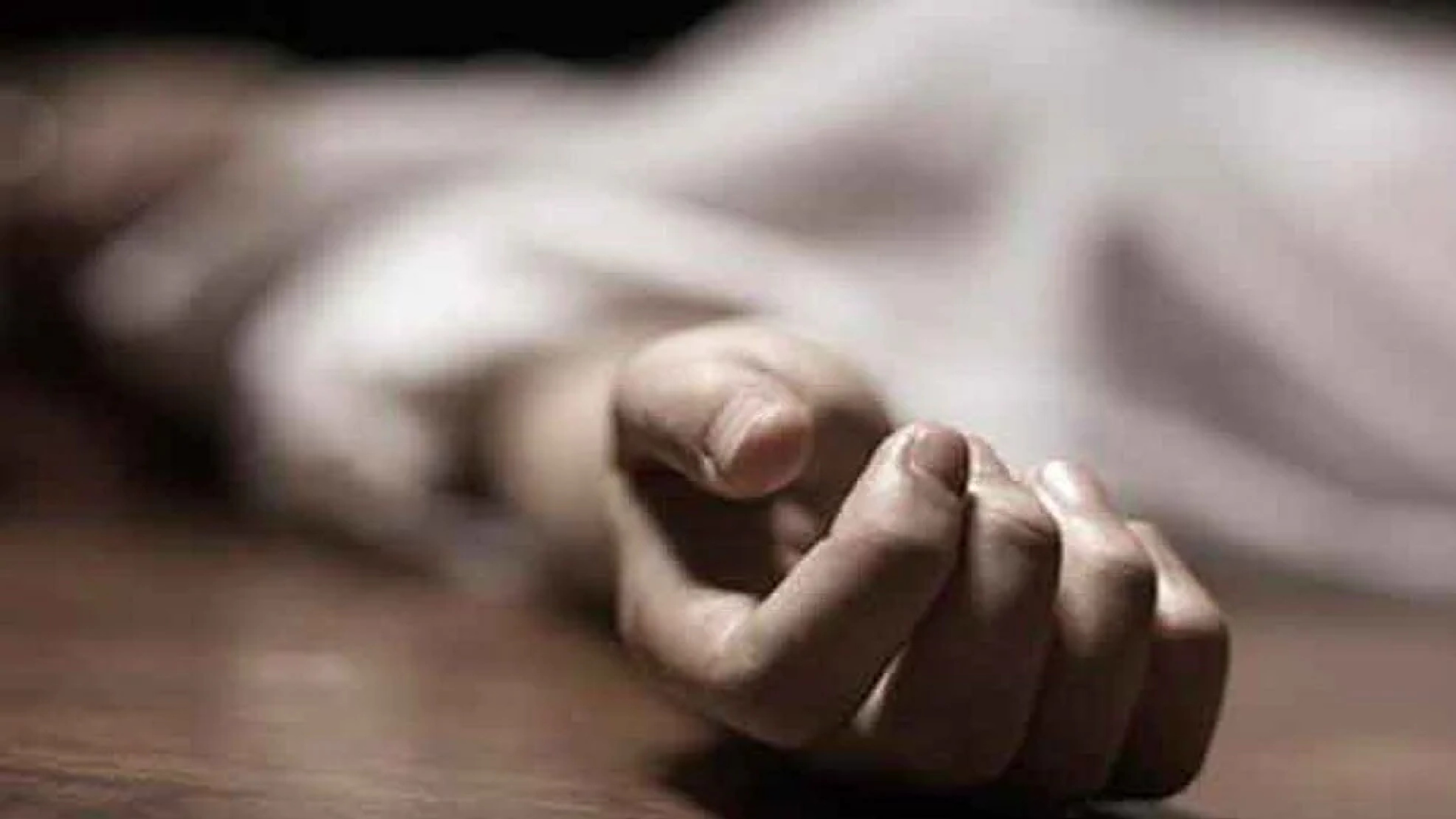 Man separated from wife, poisons children; attempts suicide