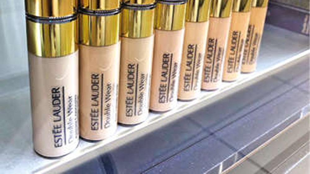 Estee Lauder to buy US fashion label Tom Ford in $2.8 bn deal