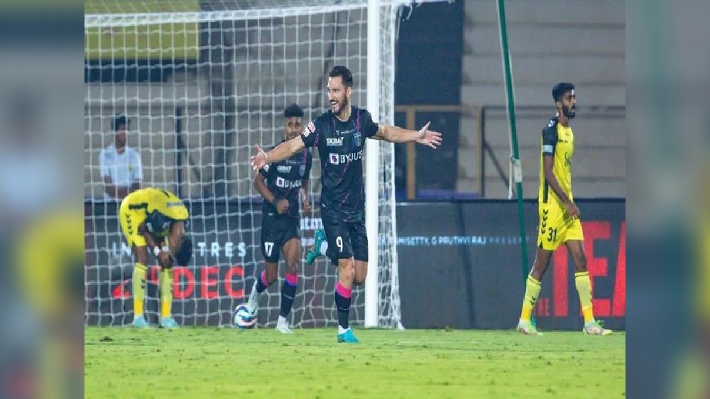 ISL: Kerala Blasters end Hyderabad FCs undefeated run with 1-0 win