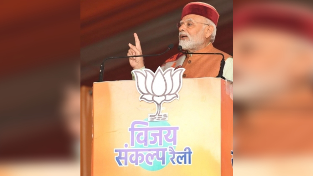 Modi sets trend not to wear loyalty on head in Himachal