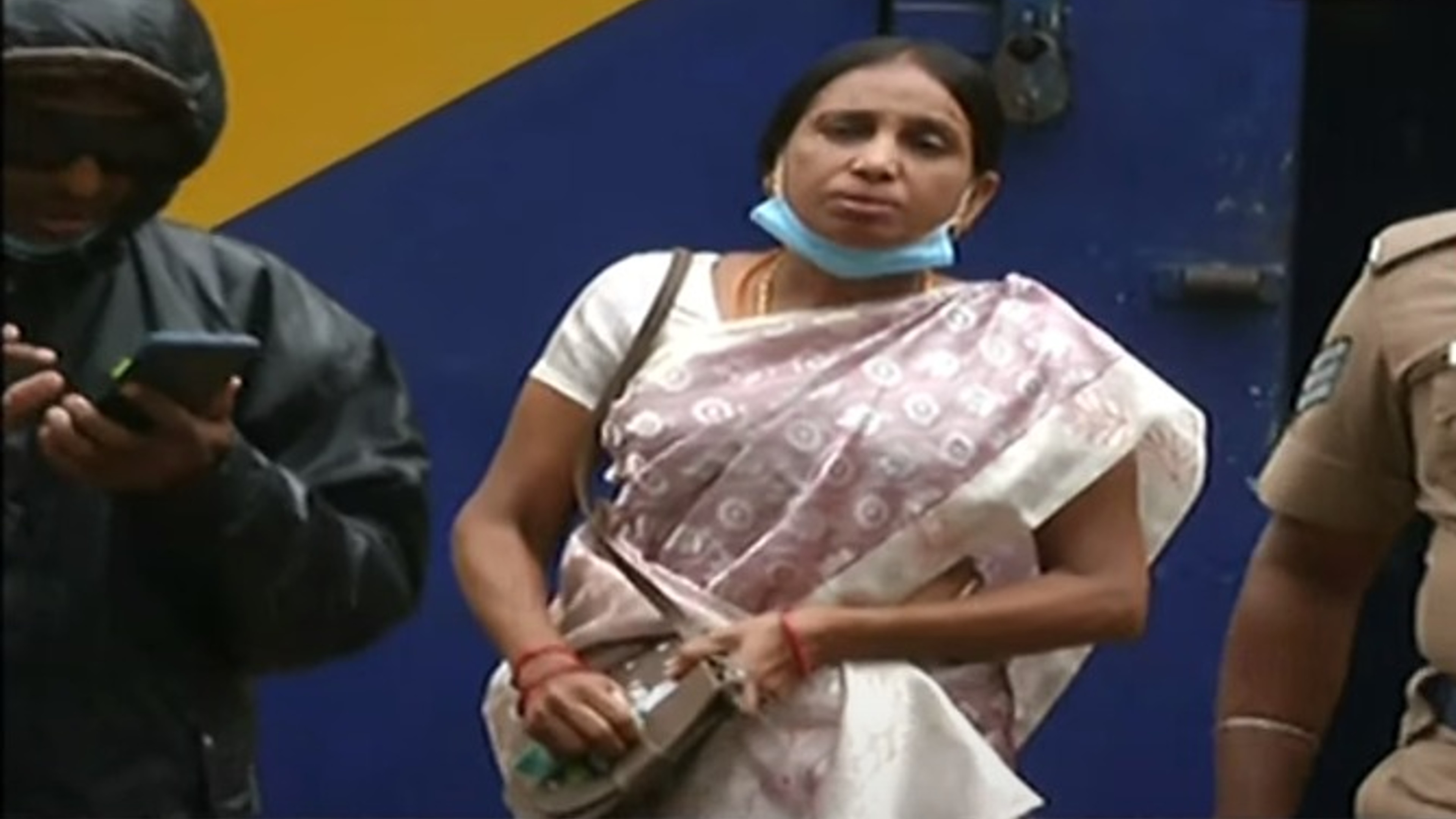 Nalini, 4 other convicts in Rajiv Gandhi case walk out from TN prisons