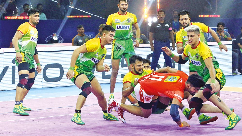 Patna Pirates, UP Yoddhas register crucial wins Patna Pirates, UP Yoddhas register crucial wins