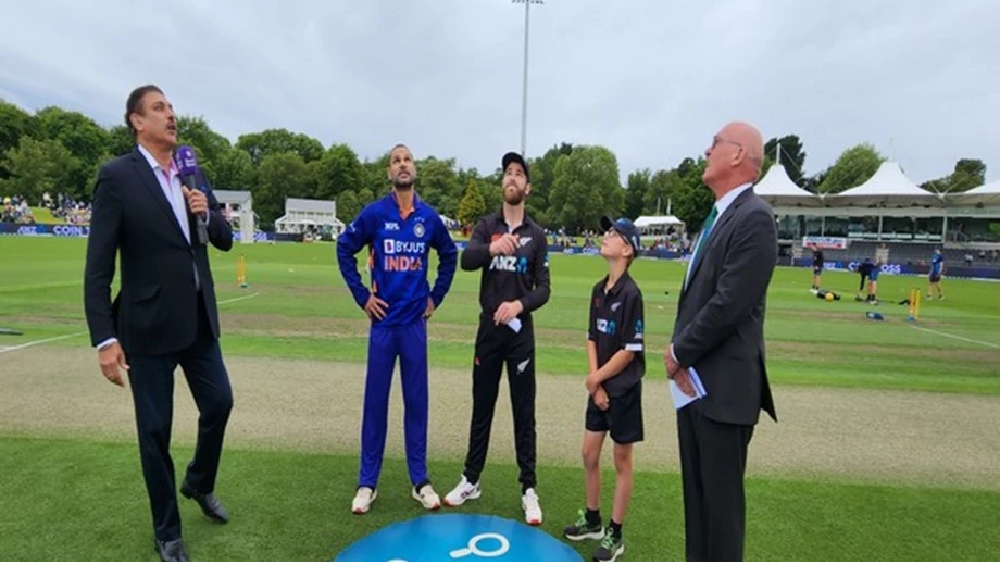 IND vs NZ: Kane Williamson wins toss, opts to bowl in 3rd ODI IND vs NZ: Kane Williamson wins toss, opts to bowl in 3rd ODI