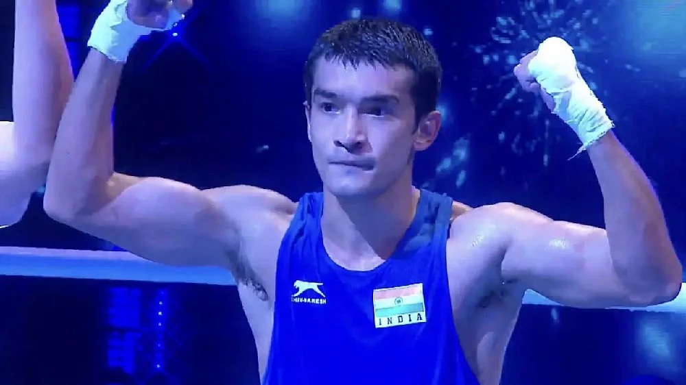 Boxer Thapa signs off with silver medal