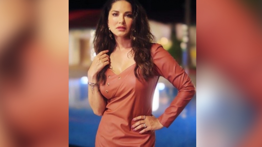 Sunny Leone asks Dhruvin Bhasin to slow down, zip his mouth