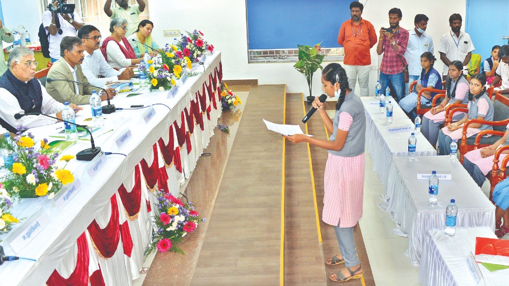 Students at edu panel meet seek introduction of moral classes