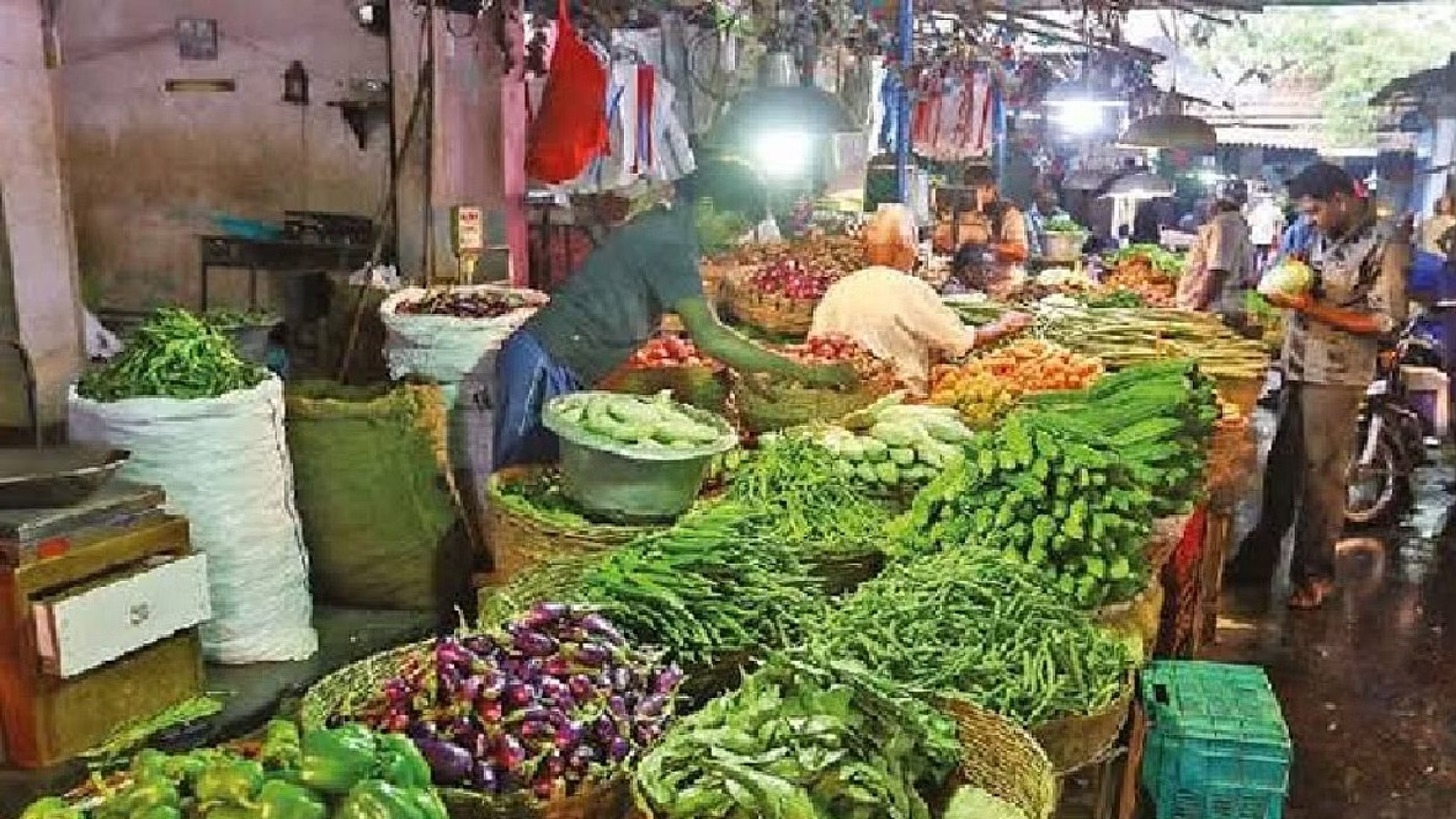 Vegetable prices dip at Koyambedu wholesale market