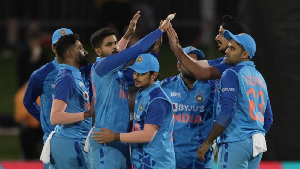 Rain-hit 3rd T20I ends in tie, India wins series 1-0 Rain-hit 3rd T20I ends in tie, India wins series 1-0