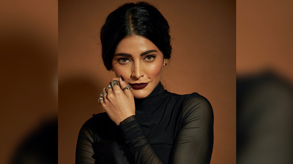Telling stories through songs is my favourite thing to do: Shruti