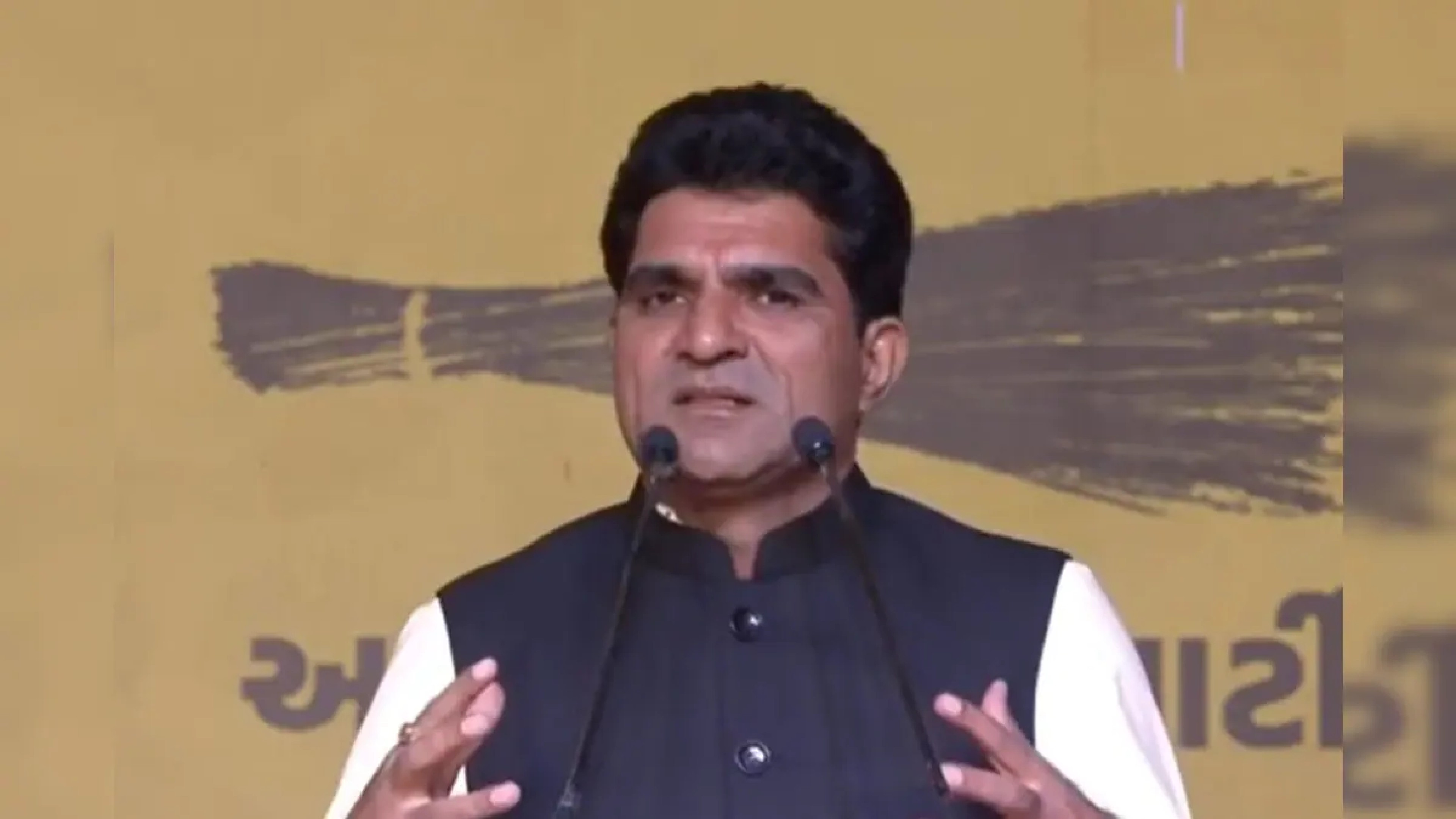 Former TV anchor Isudan Gadhvi is AAP’s choice for CM post