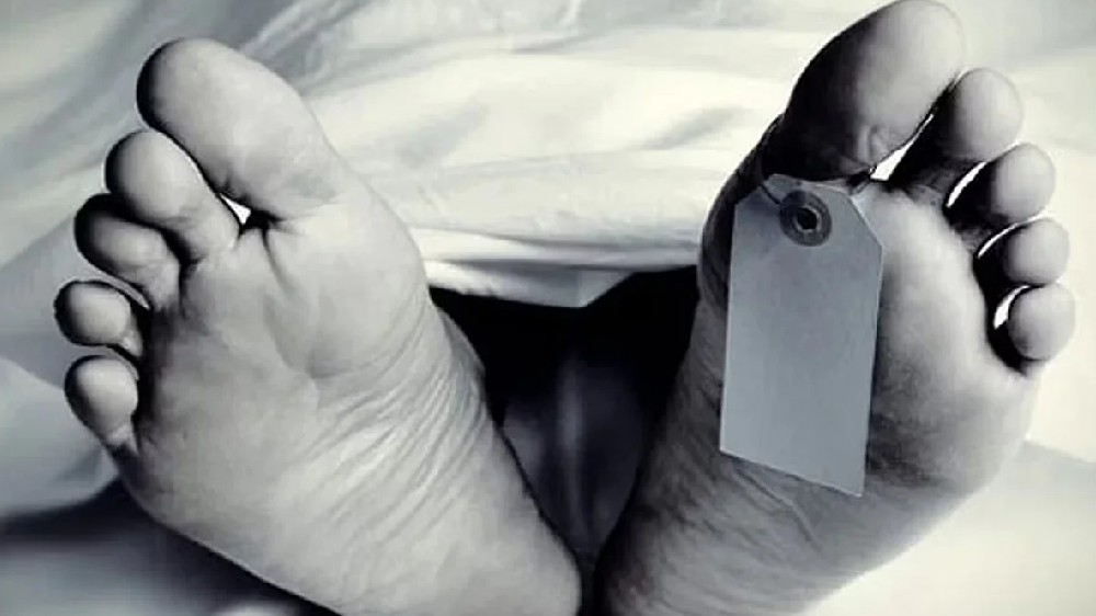 Man gets back with wife after quarrel; Murders her Man gets back with wife after quarrel; Murders her