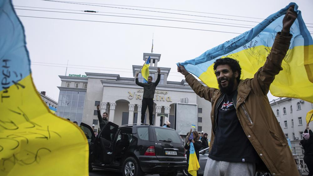 After Kherson success, Kyiv vows to keep pushing out Russia