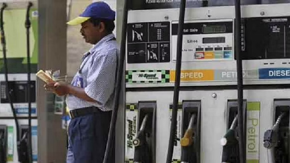 Petrol, diesel prices remain unchanged for 175th day in Chennai