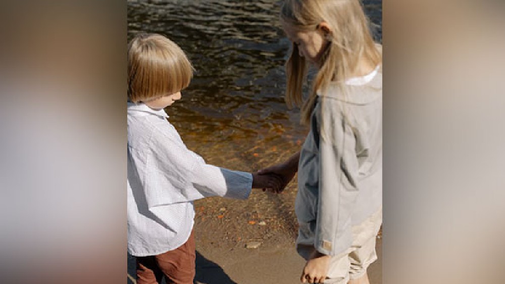 Study outlines ways to help children learn forgiveness