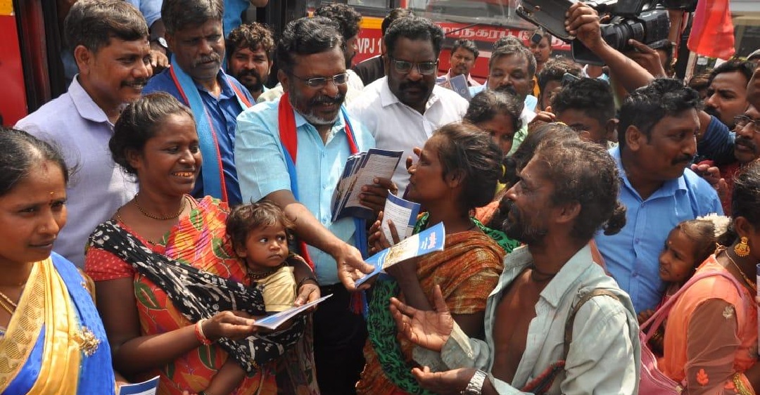 VCK distributes one lakh copies of Manusmriti to public VCK distributes one lakh copies of Manusmriti to public