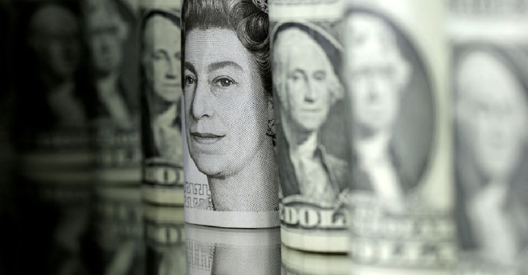 Sterling edges up ahead of Fed, BoE rate decision looms