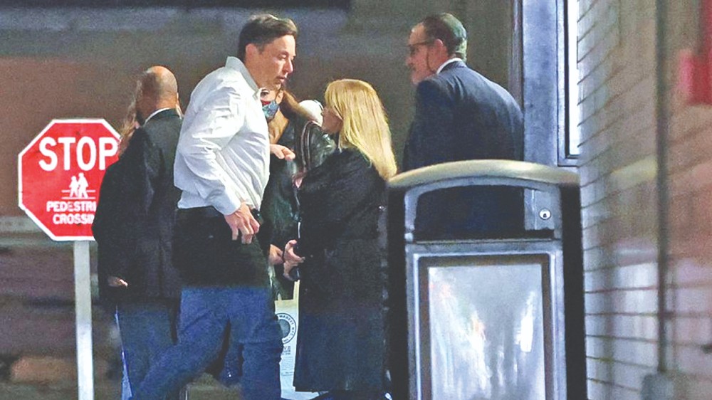 Nanomanager Elon’s all-nighters raise concern for Tesla investors