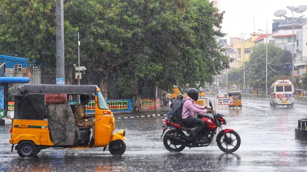 Heavy rain likely in 8 districts of TN on Dec 20: RMC
