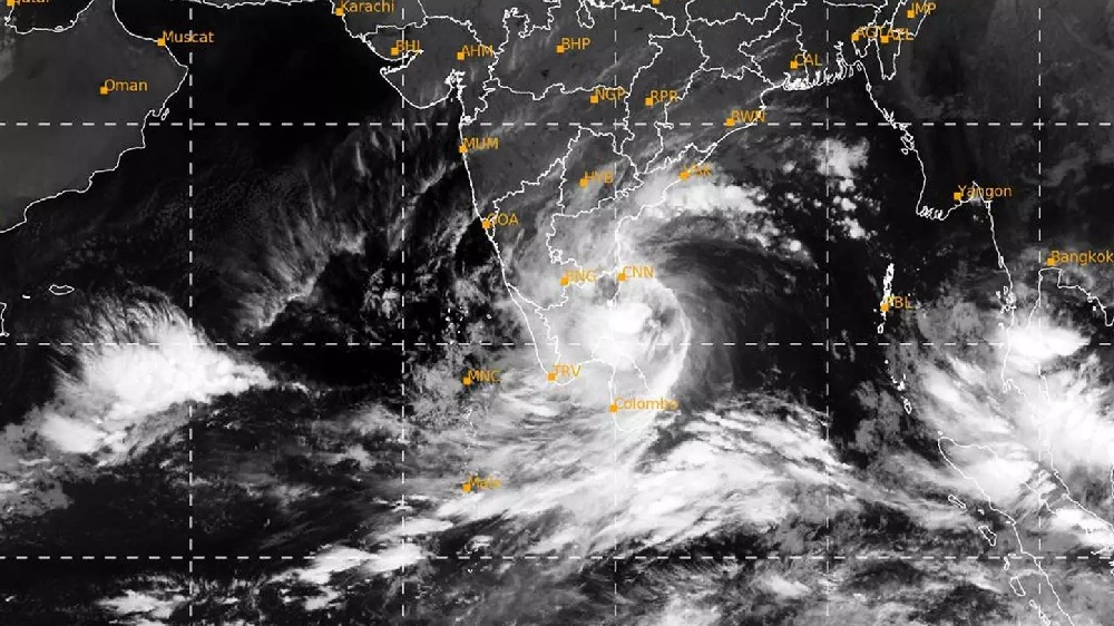 Mandous nears coast, red alert issued for 3 TN districts