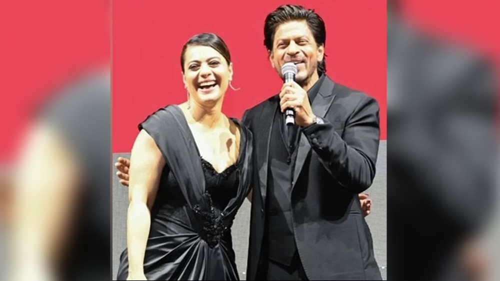 SRK, Kajol recreate DDLJ moment at Saudis Red Sea Film Festival