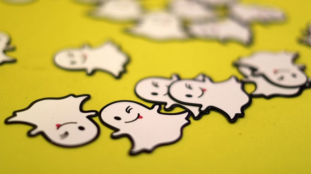 Snapchat adds customisation options to its paid service