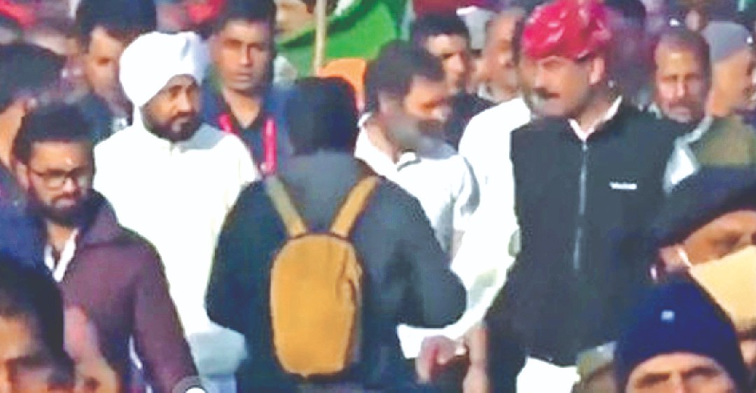 DeTect: Jitendra Singh didn’t tie Rahul Gandhi’s shoelace